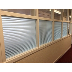 Витражная самоклеящаяся статическая пленка Film с 3D-эффектом P040, рулон 2х0,45 м